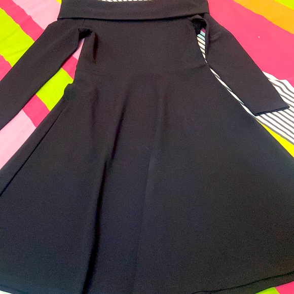 H&M off shoulder solid black dress - Picture 6 of 6